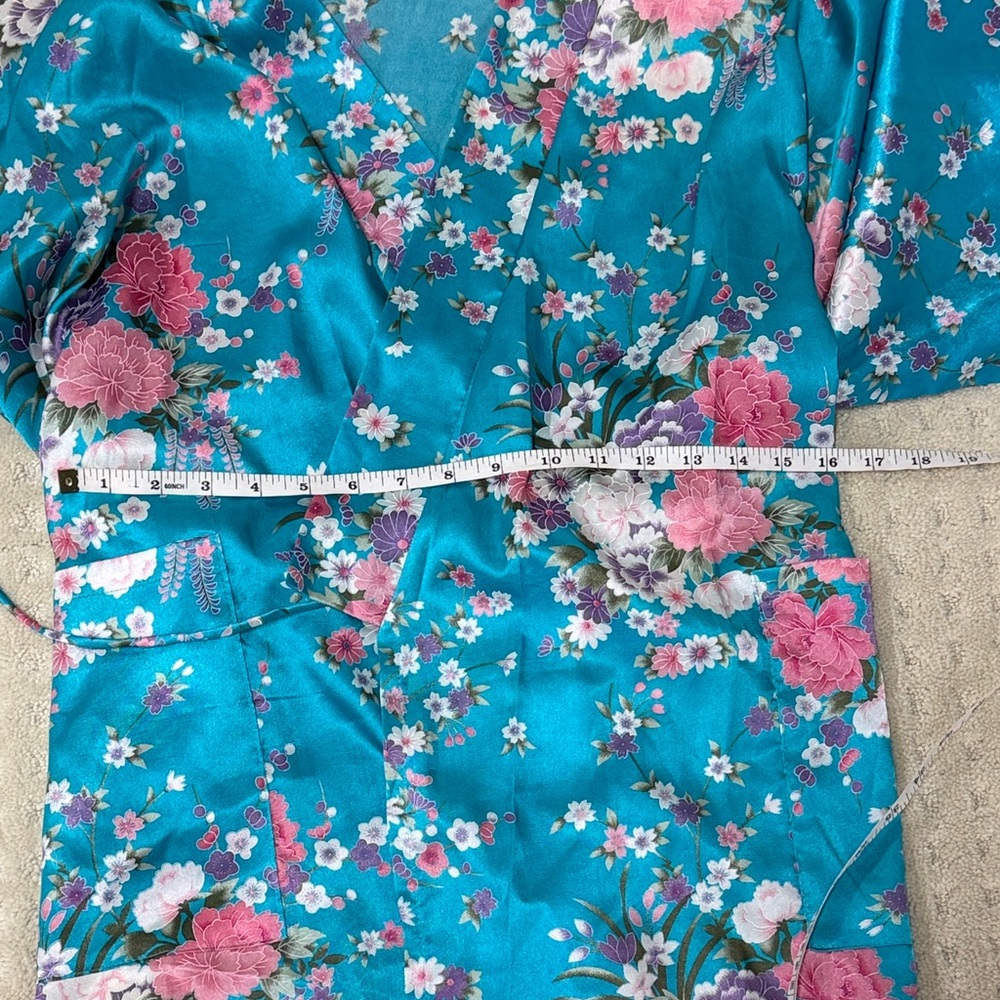 Source Unknown Teal and Pink Floral Satin Robe - Picture 7 of 7